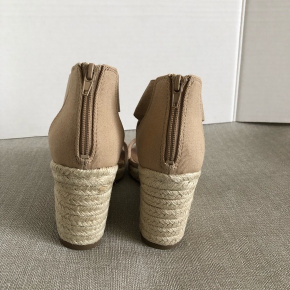 LifeStride Womens Thrive Strappy Espadrille Wedge Sandal, Taupe, 8 US - Picture 6 of 14